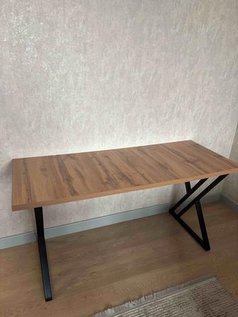 Продам стол в отличном состоянии