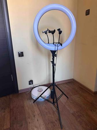 Кольцевая лампа