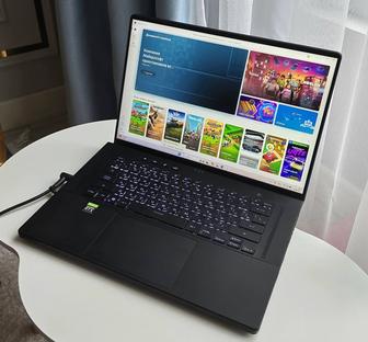 Asus ROG Zephyrus M16 (i7-11800H/RTX 3060/16GB DDR4/16 IPS QHD 165Hz)