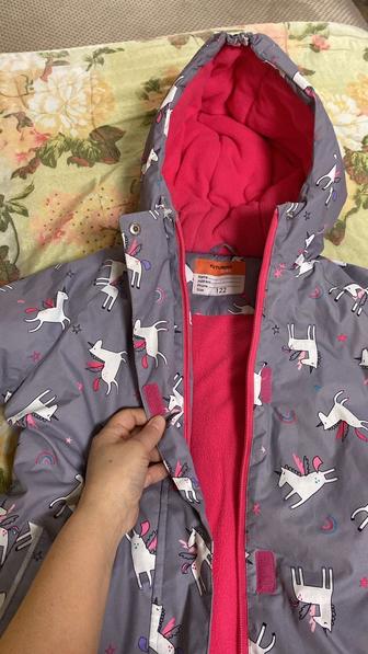 Продам детскую курту