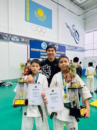 Тренер по каратэ