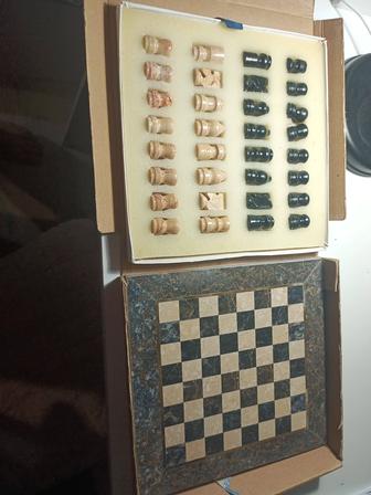 Каменные шахматы, отличное состояние