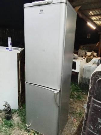 Холодильник работает в Алматы