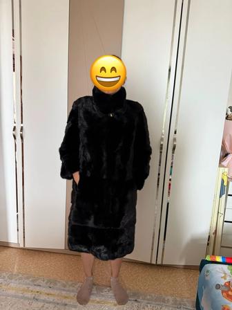 Продам норковую шубу 42р