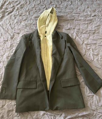 Пиджак casual в отличном состоянии. Бренд Zara.