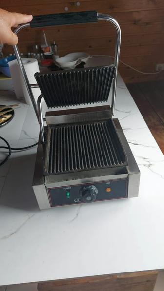 Продам вертель для жарки мяса