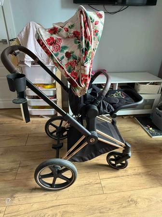 Коляска Cybex Priam 4 spring blossom