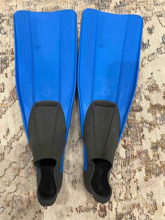 Продам ласты 37-38 р в отличном состоянии. Пользовались пару раз