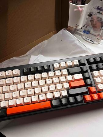 новая механическая клавиатура acer