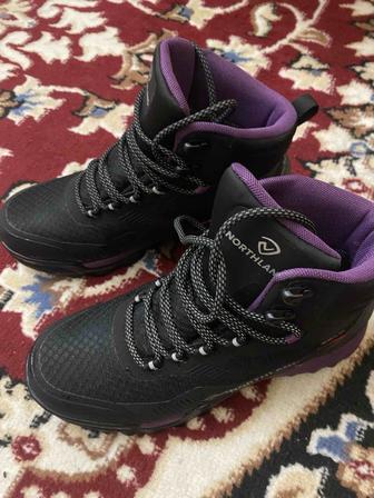 Женские ботинки Northland