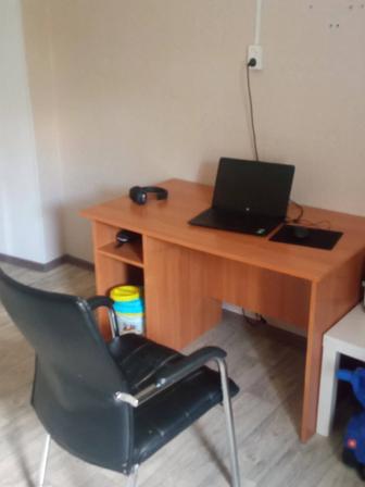 Продается стол со стулом