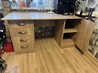 Продам стол письменный