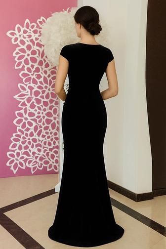 Платье черное вечернее шикарное