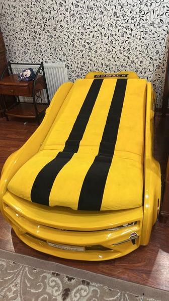 Кровать машинка