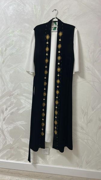 Камзол,платья