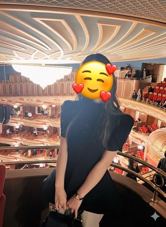 Продаю стильный костюм