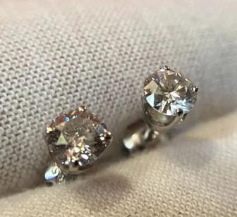 Серьги гвоздики, серьги пусеты, золотые серьги, серьги бриллиантовые