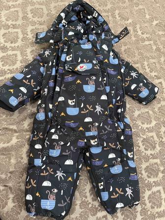 Продам детский комбинезон
