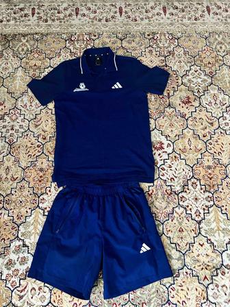 Продам комплект Адидас