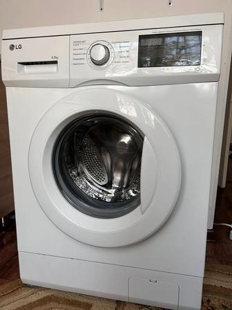 Срочно продается стиральная машинка