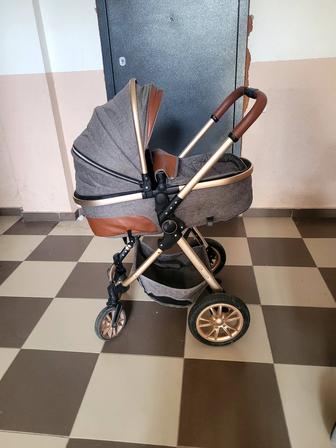 Продается коляска с автокреслом