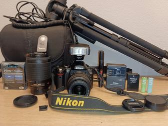 Nikon D40 жирный комплект