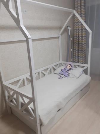 Кровать стол письменный