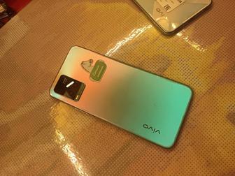 Телефон Vivo Y33s