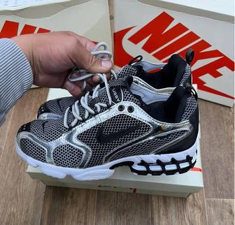 Продам кроссовку