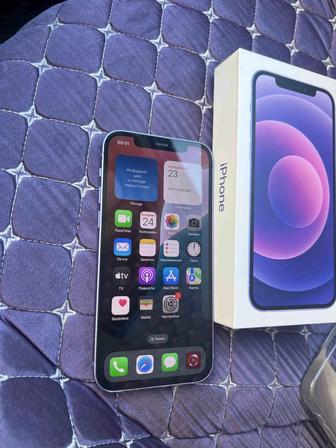iPhone 12. В идеальном состоянии.