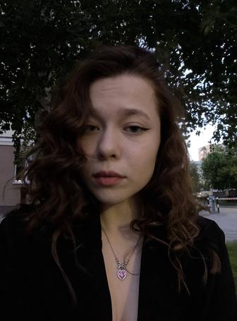 Официант / официантка