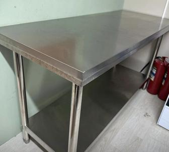 Продаю новый металлический разделочный стол