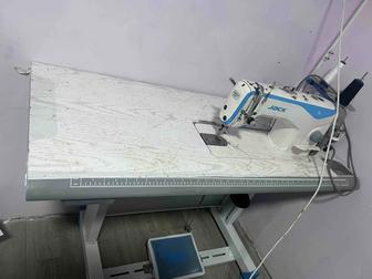 Швейная машинка в отличном состояний!