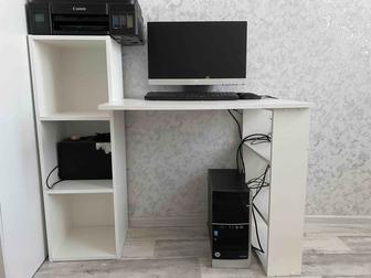 Продается компьютерный стол