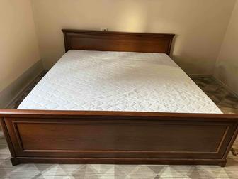 Кровать двухспальная в отличном состоянии