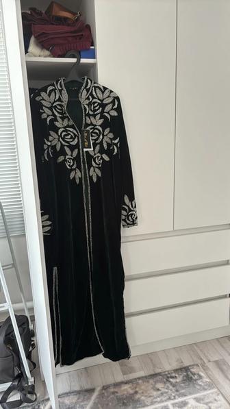 Продаю бархатную накидку ( Дубай)