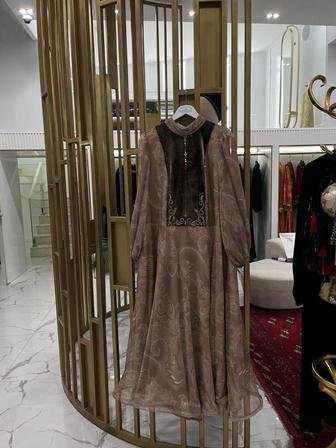 Вечернее платье