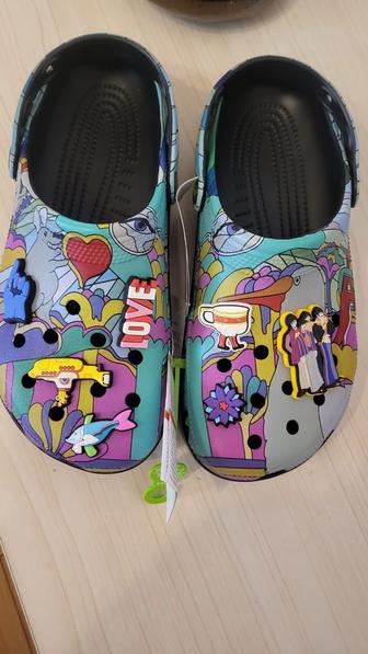 Crocs