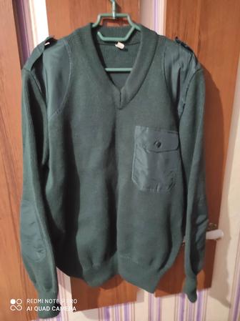 Продаю новый военный теплый джемпер