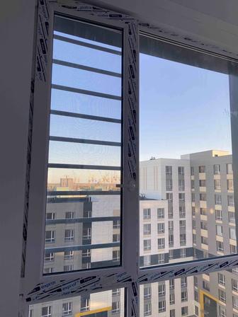 Сетка с решеткой от выпадения детей