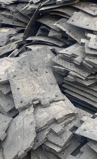 Резина б/у, подойдет для сырья для плитки