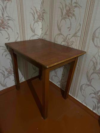 Столик полированный