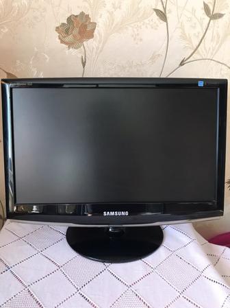 Монитор Samsung SyncMaster 933SN, 18,5