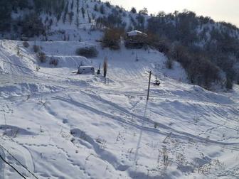 Инструктор по горным лыжам