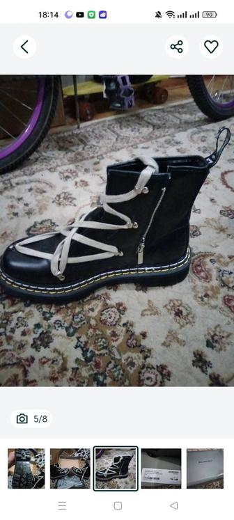 Продам всесезонные сапоги