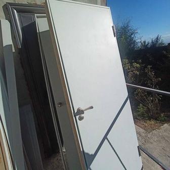 Продам межкомнатные двери