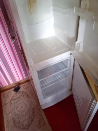 Продам холодильник на запчасти