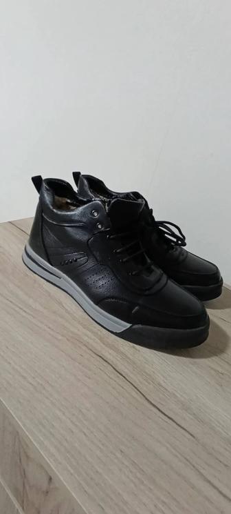 Ботинки зима42р