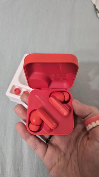 Продам наушники CMF buds by NOTHING