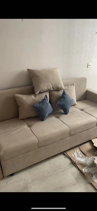 Продам диван тахта